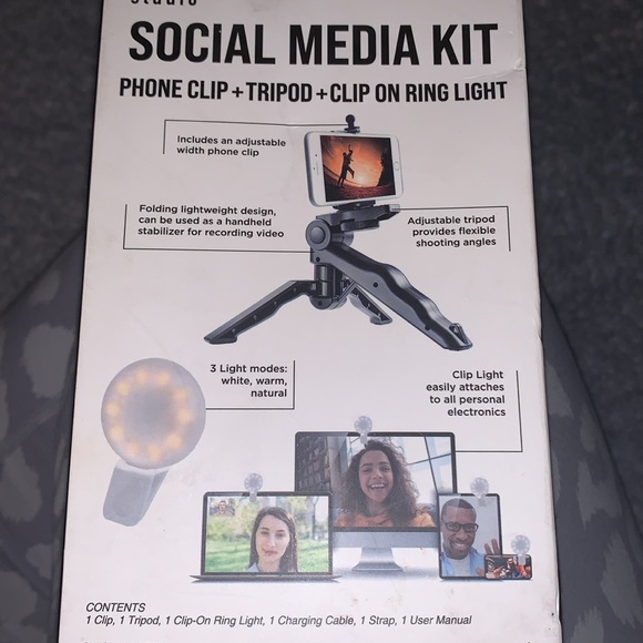 iJOY NEW IN BOX Social Media Kit (Phone Clip + Tripod + Clip on Ring Light) - Picture 3 of 4